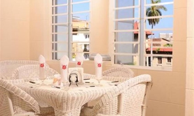 El Vedado House | 4 Mosqueteros