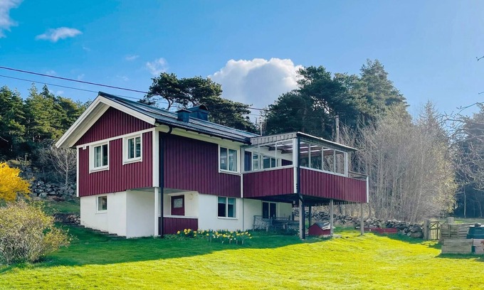 Hakenaset House | 4 person holiday home in HAKENÄSET-By Traum