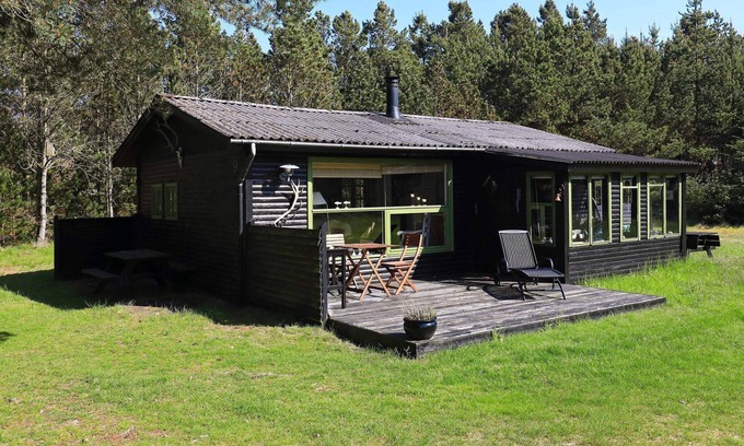 Ho House | 4 person holiday home in Oksbøl