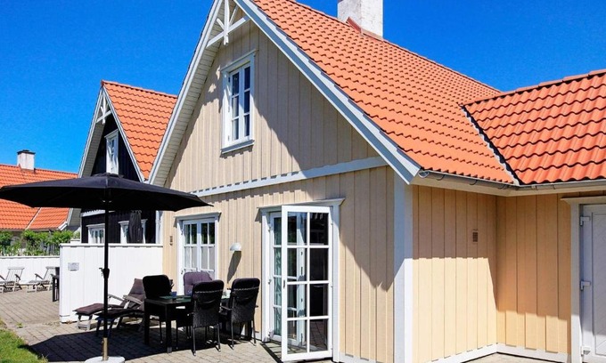 Blavand Strand House | 4 person holiday home in Bl vand