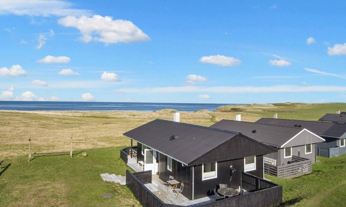 Trans House | 4 person holiday home in Lemvig