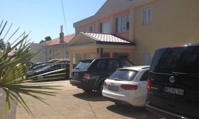 Crikvenica Apartment | 4-star apartments with direct beach access in front of the house