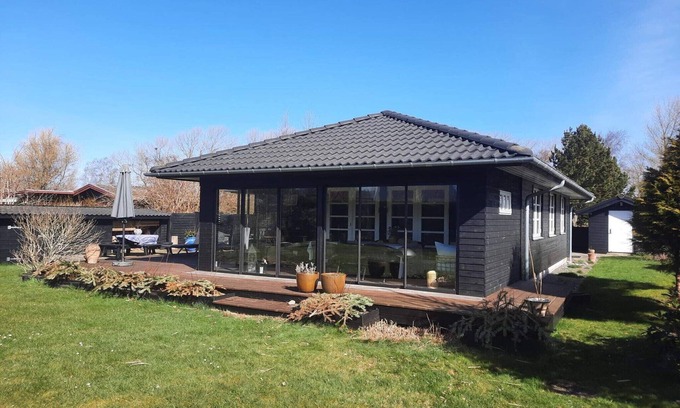 Store Fuglede House | 4 star holiday home in