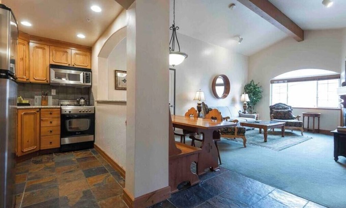 Zermatt Villa | 4-Star Zermatt Resort 2B2B Villa Only 15 Mins to Park City and Deer Valley!