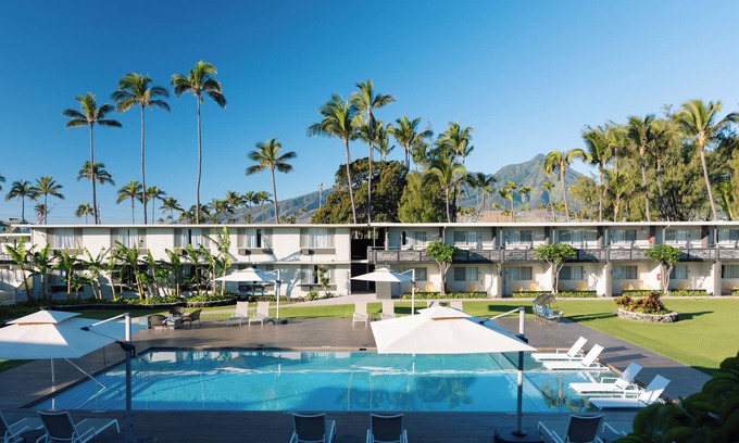 Kahului Hotel | 4 Units Just Steps from Ho'aloha Park Beach, Outdoor Pool, Pet-friendly!