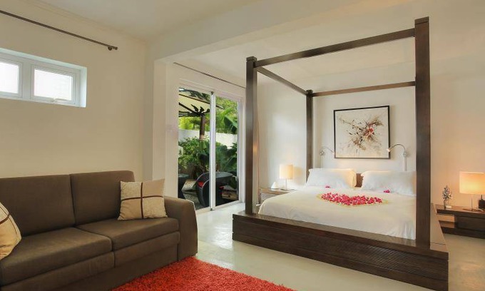 Pointe aux Canonniers Bed & Breakfast | 40 m² Bed and breakfast ∙ 2 bedrooms ∙ 8 guests