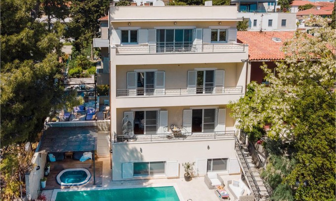 Bacvice House | 400 m² House ∙ 5 bedrooms ∙ 10 guests