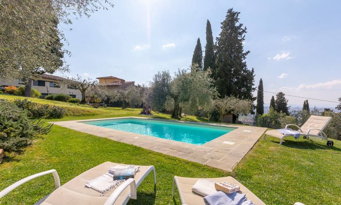 Bagno a Ripoli Villa | 400 m² Villa ∙ 4 bedrooms ∙ 9 guests