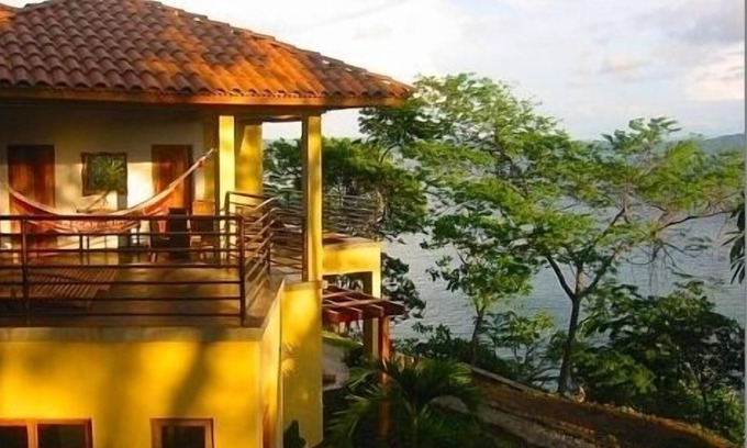 Rivas House | 4000 Square Foot Luxury Beachfront Villa with Infinity Pool