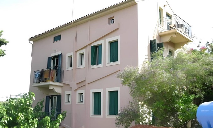 Antipata Apartment | 42 m² Serviced apartment ∙ 5 guests