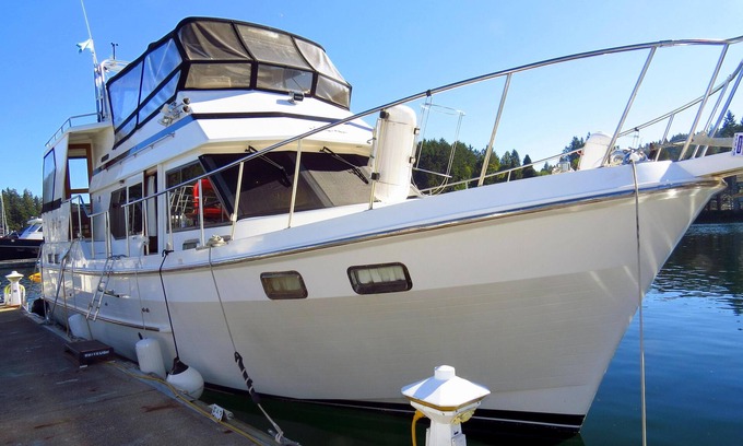 Gig Harbor Boat Rental | 42' Ponderosa Located in the Historic Gig Harbor Marina & Boatyard