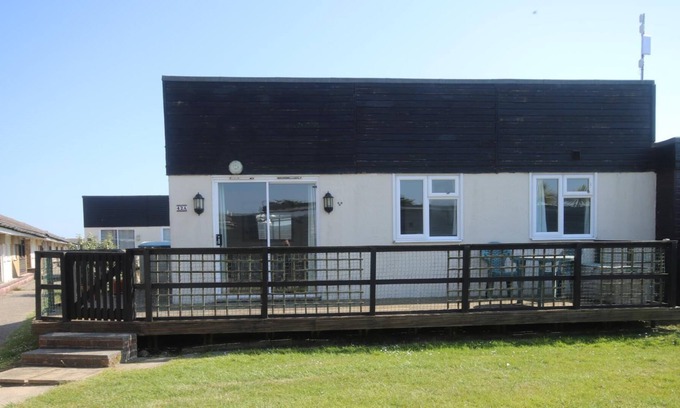 Earnley Ski Chalet | 42A Medmerry Park 2 Bedroom Budget Chalet