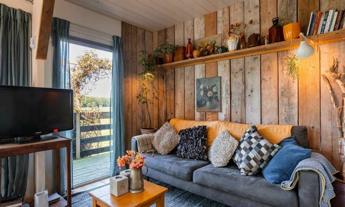 Zuid-Beijerland Other | 45 m² Accommodation ∙ 1 bedroom ∙ 2 guests