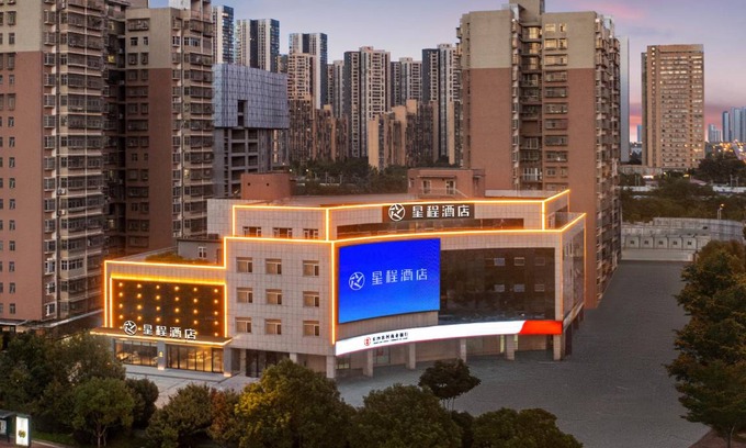 Yu Hua Hotel | 45 m² Hotel ∙ 3 guests