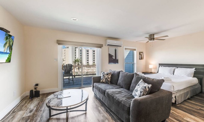Port Aransas Apartment | 46 m² Apartment ∙ 4 guests