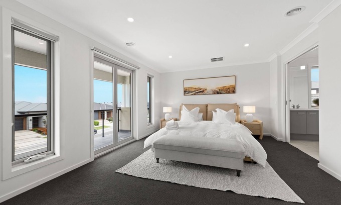 Werribee House | 4BR Brand new werribee eco stay house
