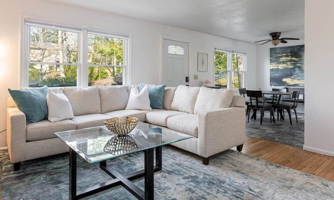 Royal Pines House | 4BR Home Minutes to DOWNTOWN, RAD & BILTMORE