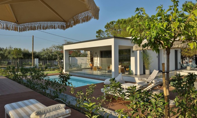 Litochoro Villa | 4RosesVillas - White Rose Villa