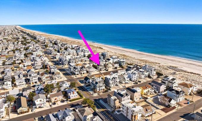 North Beach Haven House | 4th in from Beach- multiple week discounts