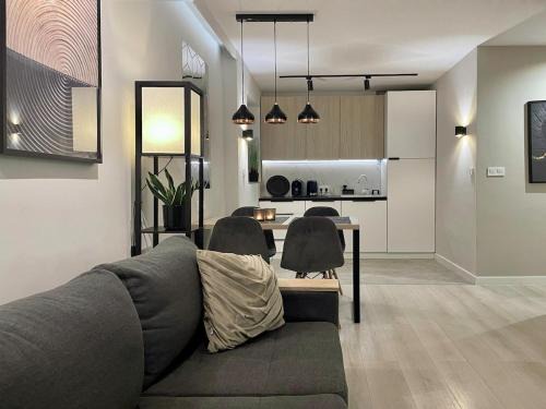 gmina Parzeczew Apartment | 4UApart-Apartment suite Manchattan