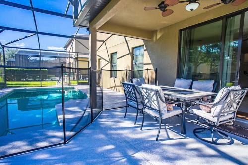 Cypress Pointe House | 5 Bd Villa Home Theater Private Pool Game Room