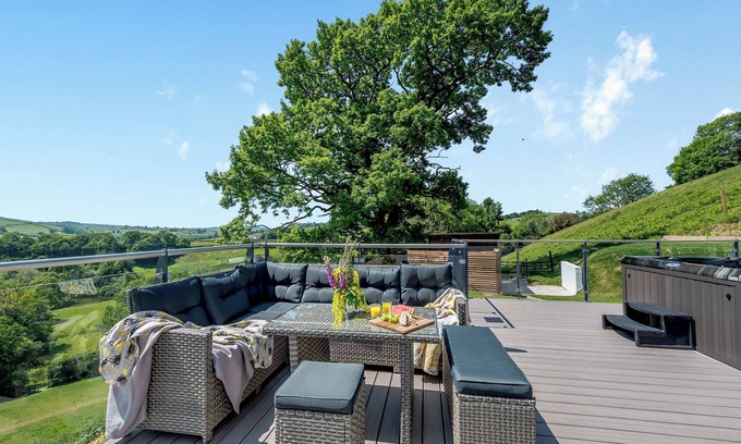 Llansawel Cottage | 5 bedroom accommodation in Llansawel, near Llandeilo