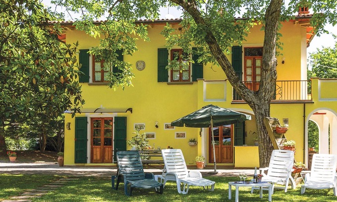 Partina House | 5 bedroom amazing home in partina ar