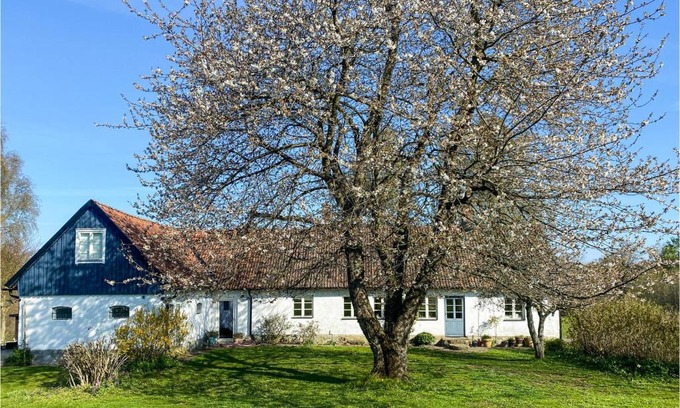 Listarum House | 5 Bedroom Awesome Home In Simrishamn