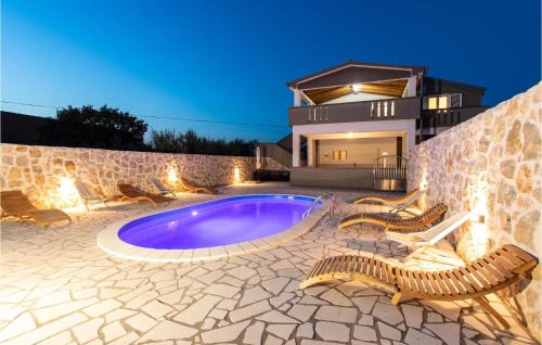Sopot House | 5 Bedroom Gorgeous Home In Podlug