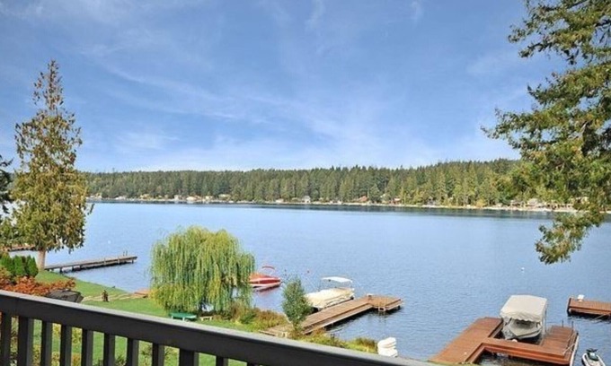 Grapeview House | 5-Bedroom Plus Sleeper Rm above Garage, 2 1/2 baths ~ Mason Lake Waterfront Home