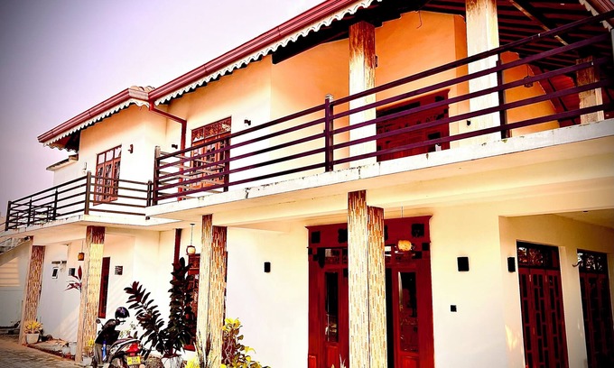 Negombo Villa | 5-bedroom villa in wonderful Negombo, 10 mins away from Airport & Beach.