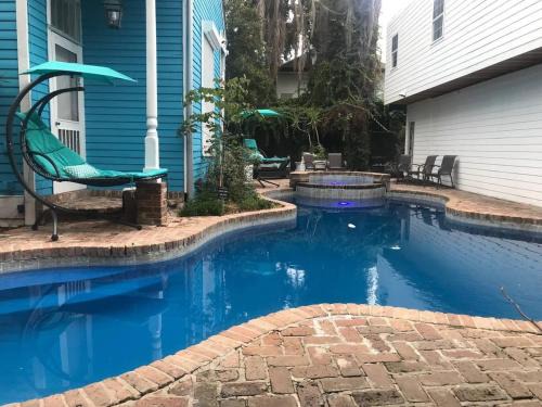 Faubourg Marigny Bed & Breakfast | 5 BR - Sleeps 10! Best Location next to French Quarter!