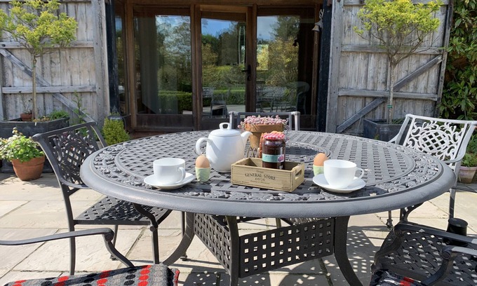 Boraston Cottage | 5* Gold Cottage near Ludlow - Oak Barn