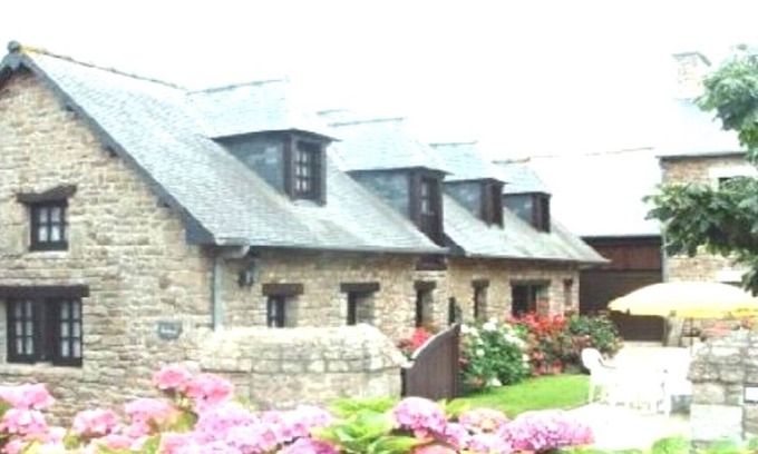 Plehedel Villa | 5 km from the beaches near Paimpol, with family or friends kerberso is you