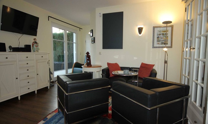 Liepe Apartment | 5 Kontor - Holiday home Alte Molkerei