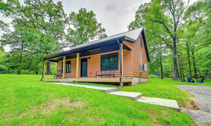 Cave City Cabin | 5 Mi to Mammoth Cave: Peaceful Retreat w/Fire Pit