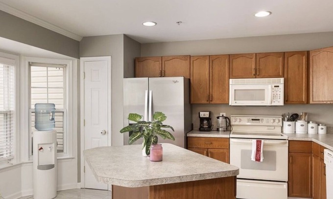 Hagerstown House | 5 mins to the Outlets Beautiful Mango Mania Palace