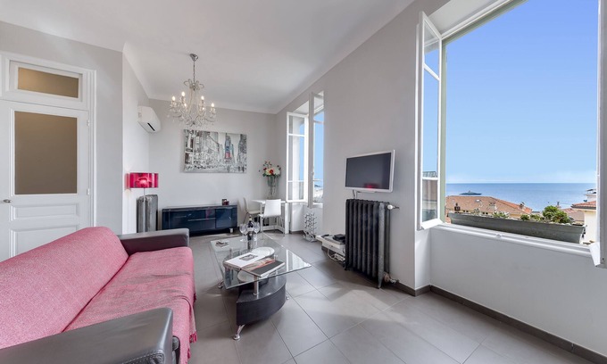 Monaco-Ville Apartment | 5 MINS WALK HEART OF MONTE CARLO & CASINO SQUARE! NEAR GRIMALDI FORUM! SEAVIEW!