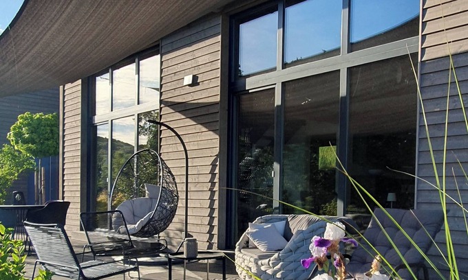 Reichelsheim House | 5* Odenwald Lodge with infrared sauna and "Haus Purpur" e-charging station