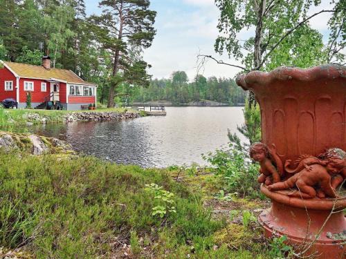 Undal House | 5 person holiday home in ÅKERSBERGA
