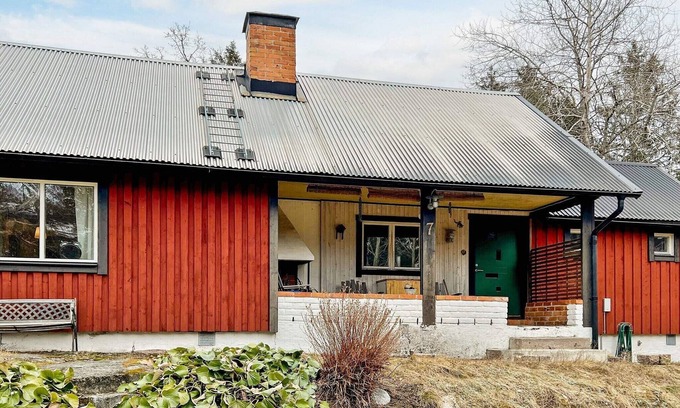 Ingaro House | 5 person holiday home in INGARÖ