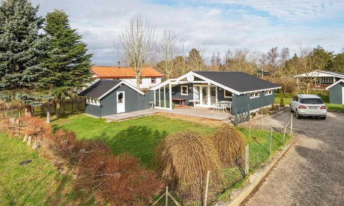 Pøt Strandby House | 5 person holiday home in Juelsminde
