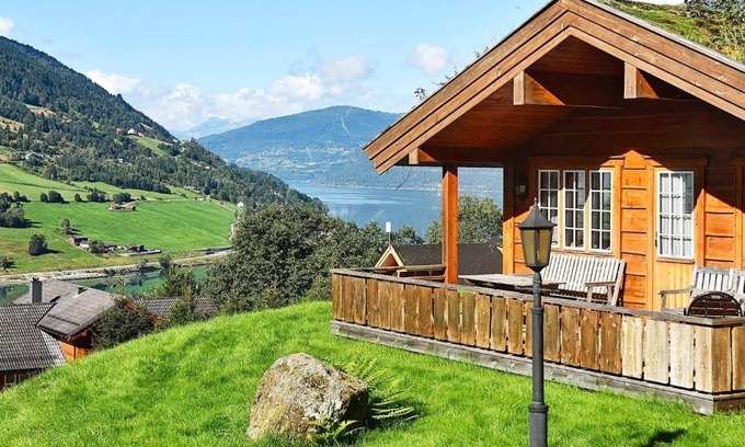 Olden House | 5 person holiday home in olden