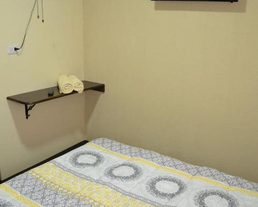 Carmen Apartment | #5 Private room close to Airport