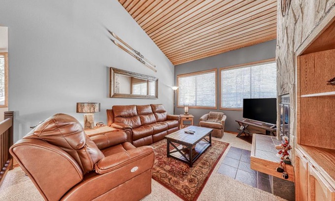 Sunriver House | 5 Spyglass