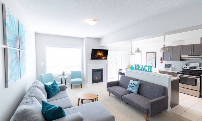 Crystal Beach House | *5 Star Crystal Beach Lake Erie, Niagara Region