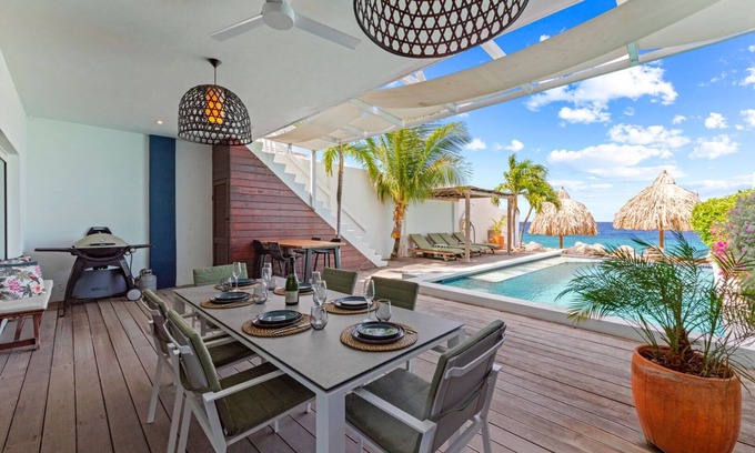 Pietermaai District Apartment | 5 Star Ocean Front Apartment with private pool