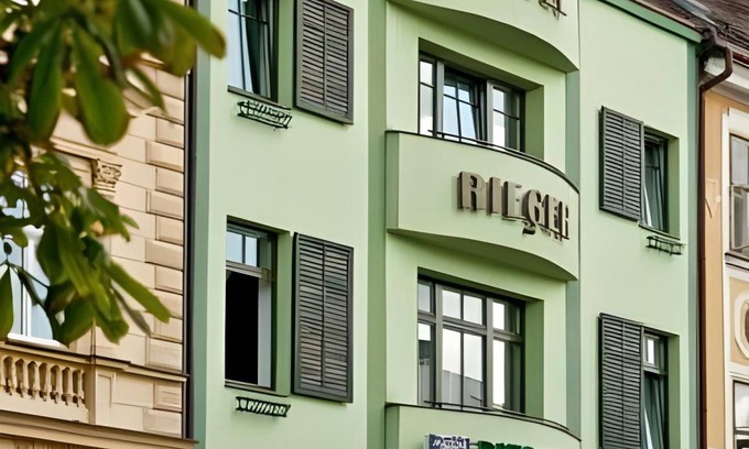 Jicin Hotel | 50 m² Hotel ∙ 8 guests