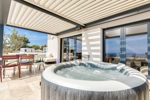 Les Aygalades Villa | 50 nuances de bleu
