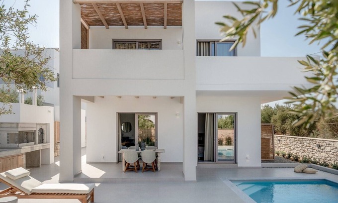 Tavronitis Villa | 500mt to the beach★Walk to Market & Taverna★Lux villa★Sea view★Private Pool